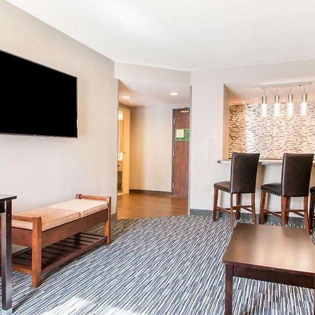 Greenstay Inn & Suites Court View スプリングフィールド エクステリア 写真