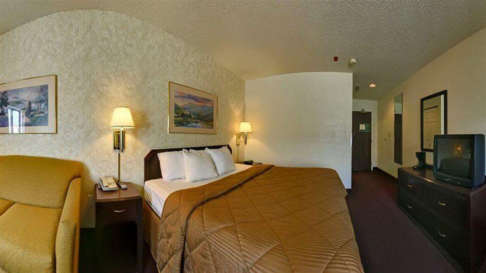 Greenstay Inn & Suites Court View スプリングフィールド エクステリア 写真